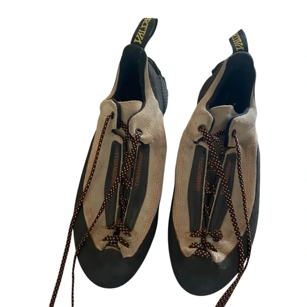 La Sportiva Tradmaster Cream Climbing Shoes Men’s size 10